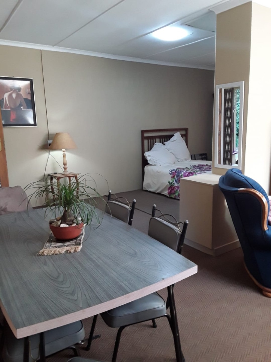 3 Bedroom Property for Sale in Flamwood North West